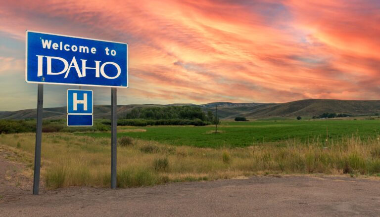 welcome to idaho sign near the road
